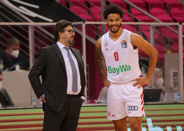 担任教练时 担任教练时